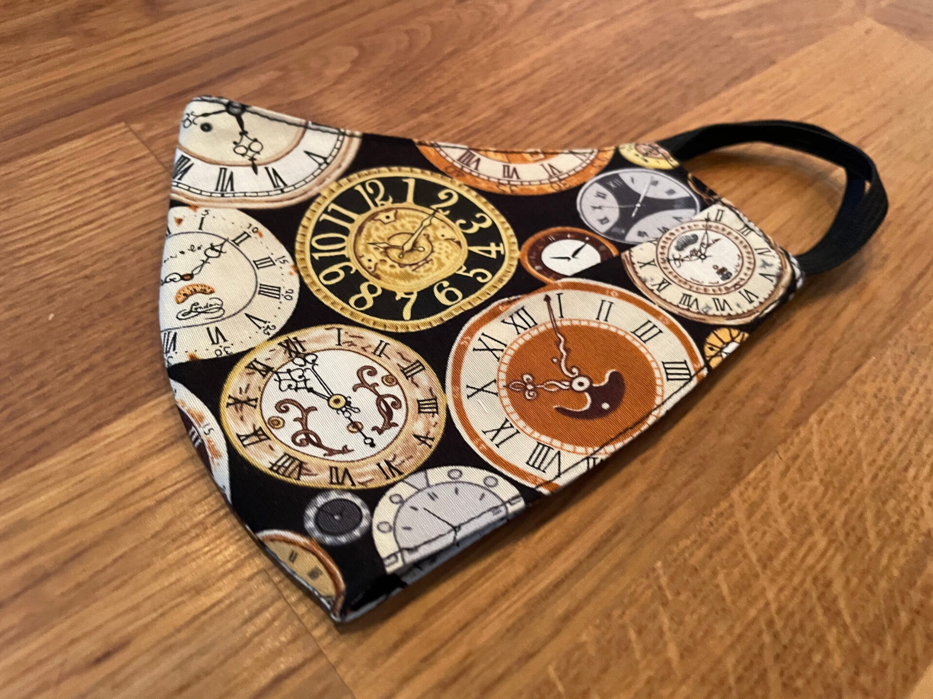 Clock Face Mask